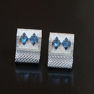 Vtg Wrap Around Jeweled Diamond Blue Cufflinks